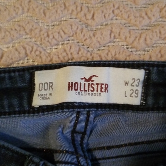 Jeans - Picture 3 of 4